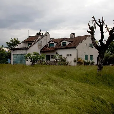 カントリーハウス Punta Del Corno サン・フェリーチェ・デル・ベナーコ